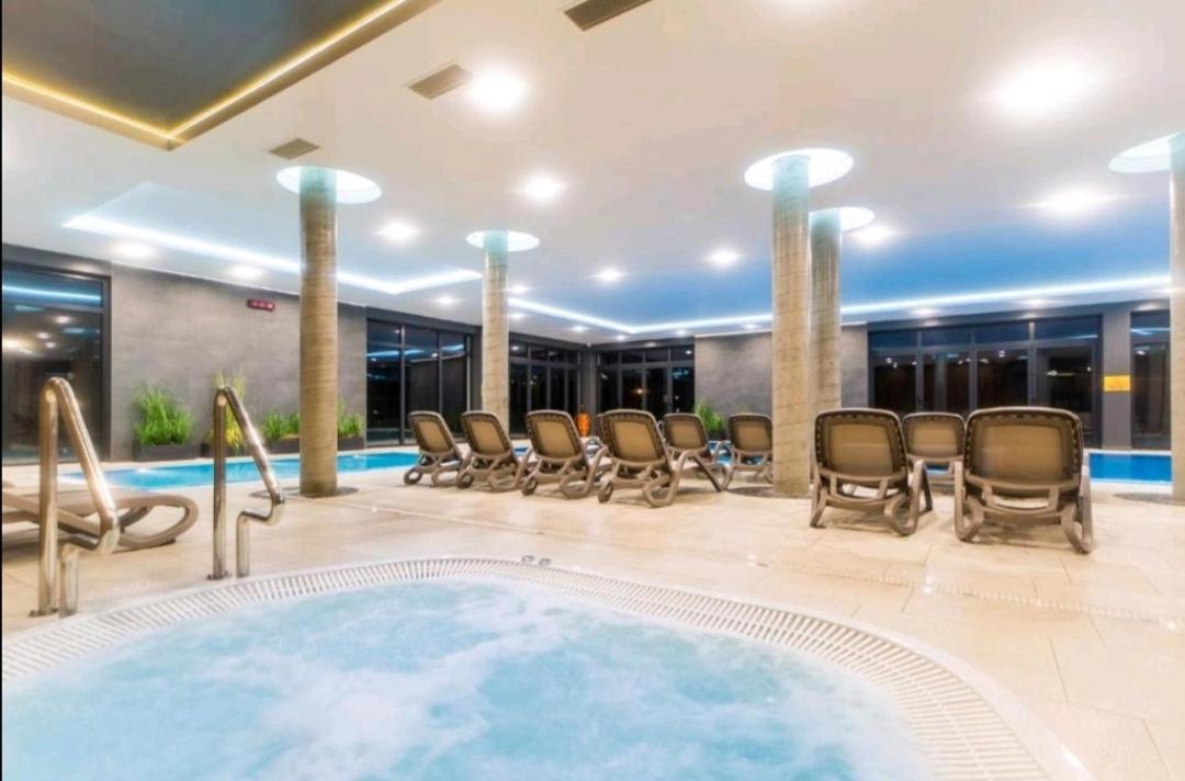 Ferienwohnung Morze Kolobrzeg Basen Kryty Exterior foto